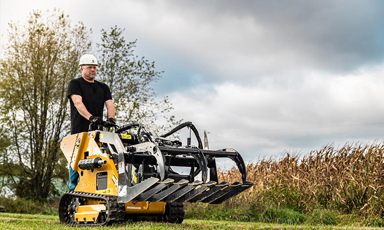 Boxer 385D Mini Skid Steer